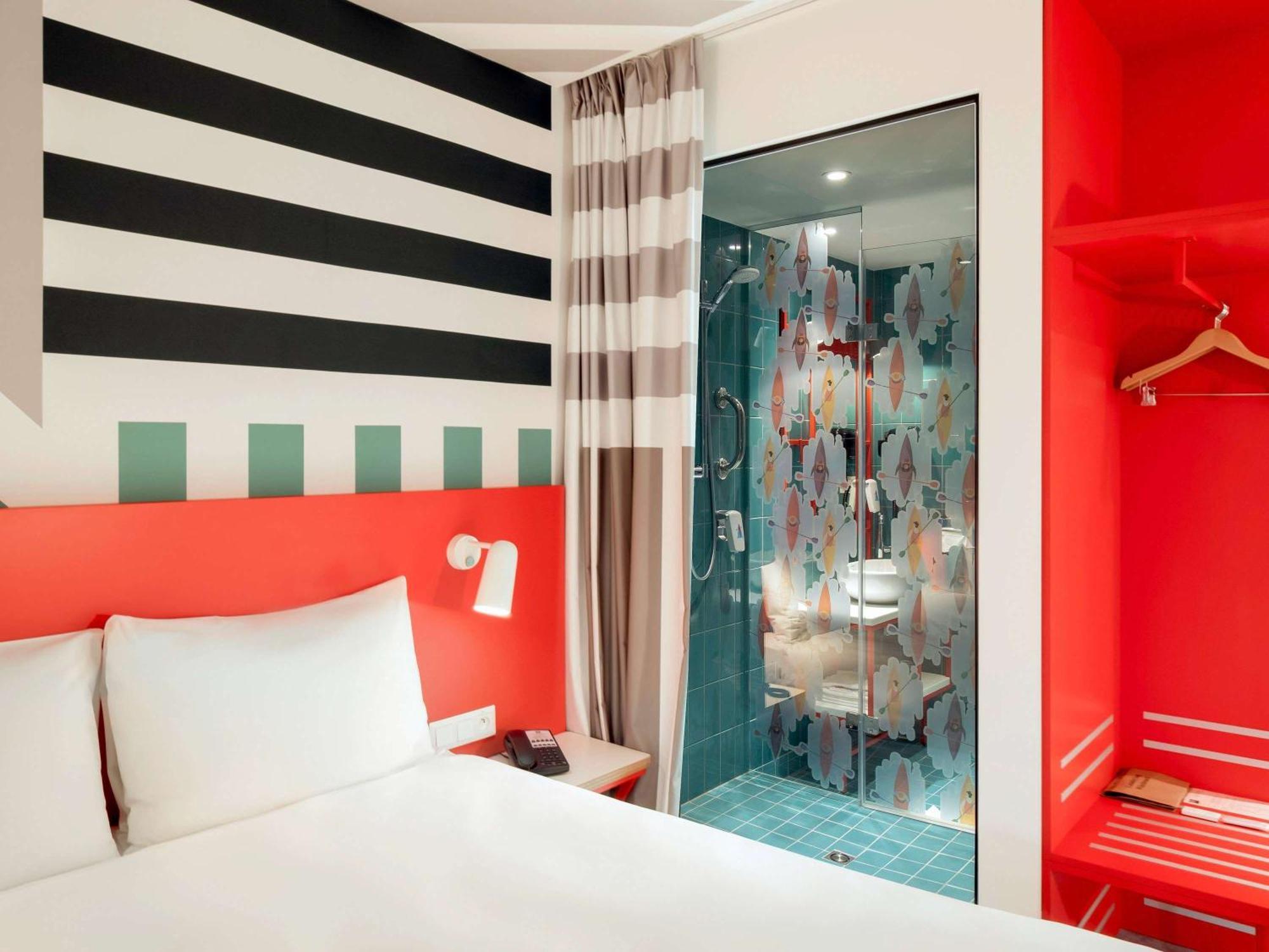 Ibis Styles Warszawa Centrum Extérieur photo