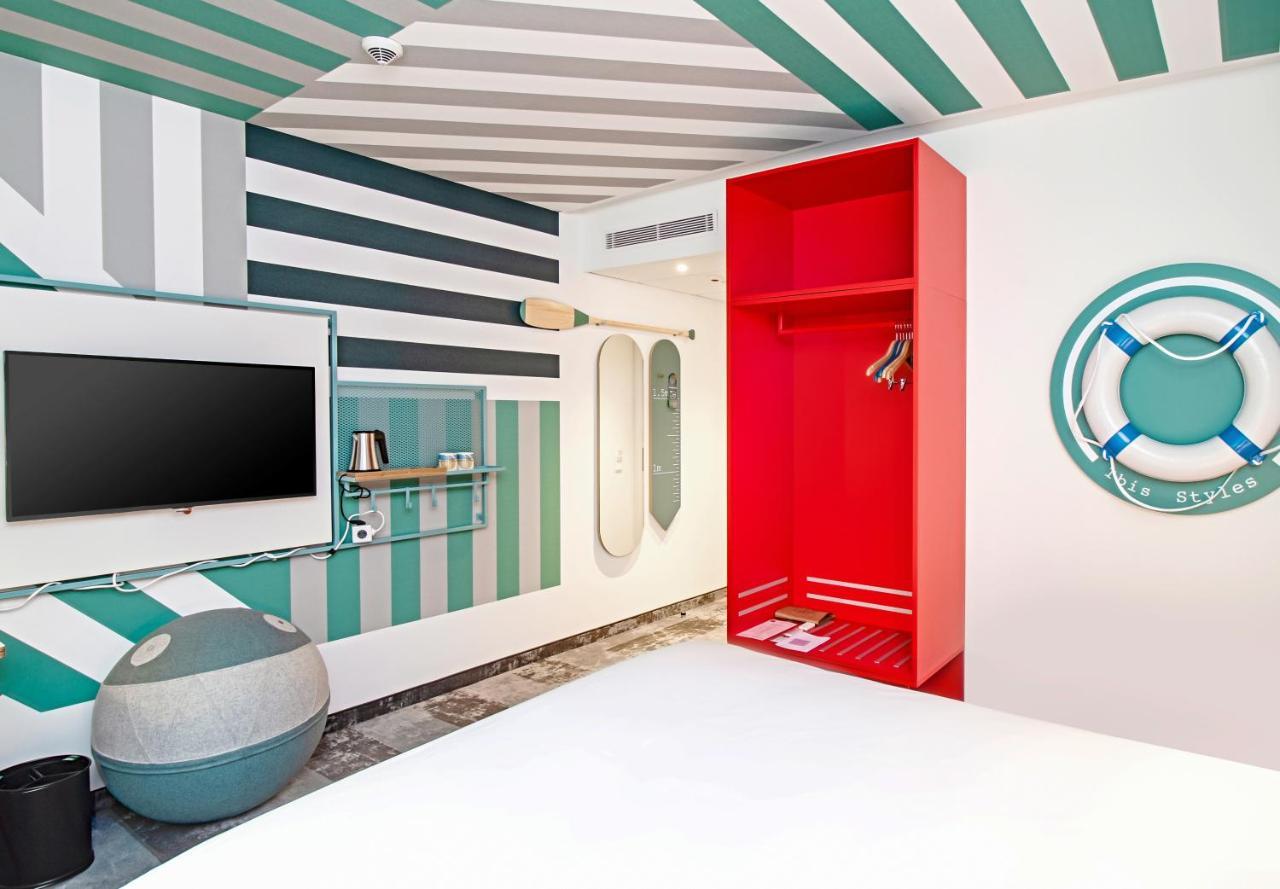 Ibis Styles Warszawa Centrum Extérieur photo