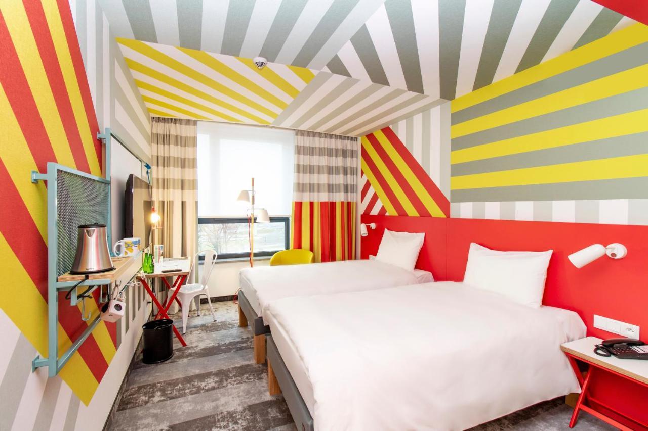 Ibis Styles Warszawa Centrum Extérieur photo